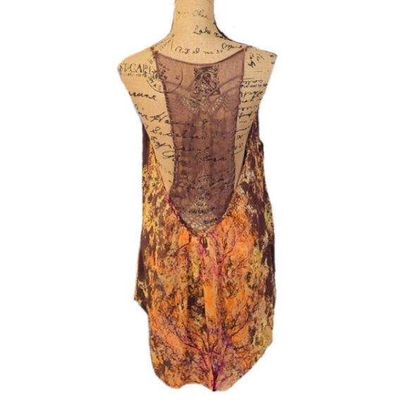 Lily White tank top size XL - Picture 2 of 3